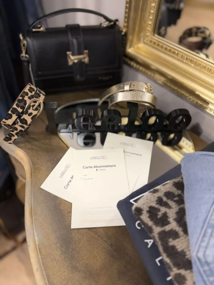 Carte abonnement - 1 mois - Box 4 articles renouvelable